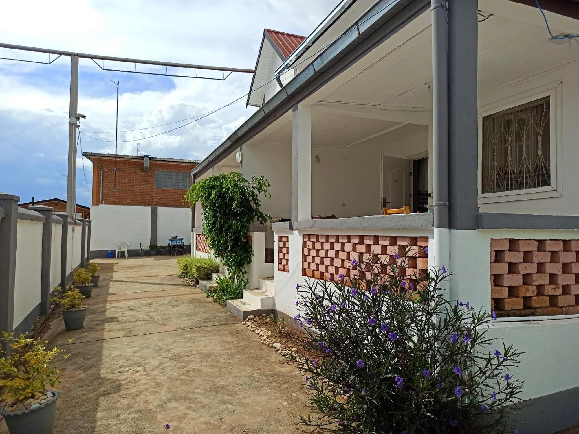 Chez Jeanne Chambre D'Hote Antananarivo Exterior foto